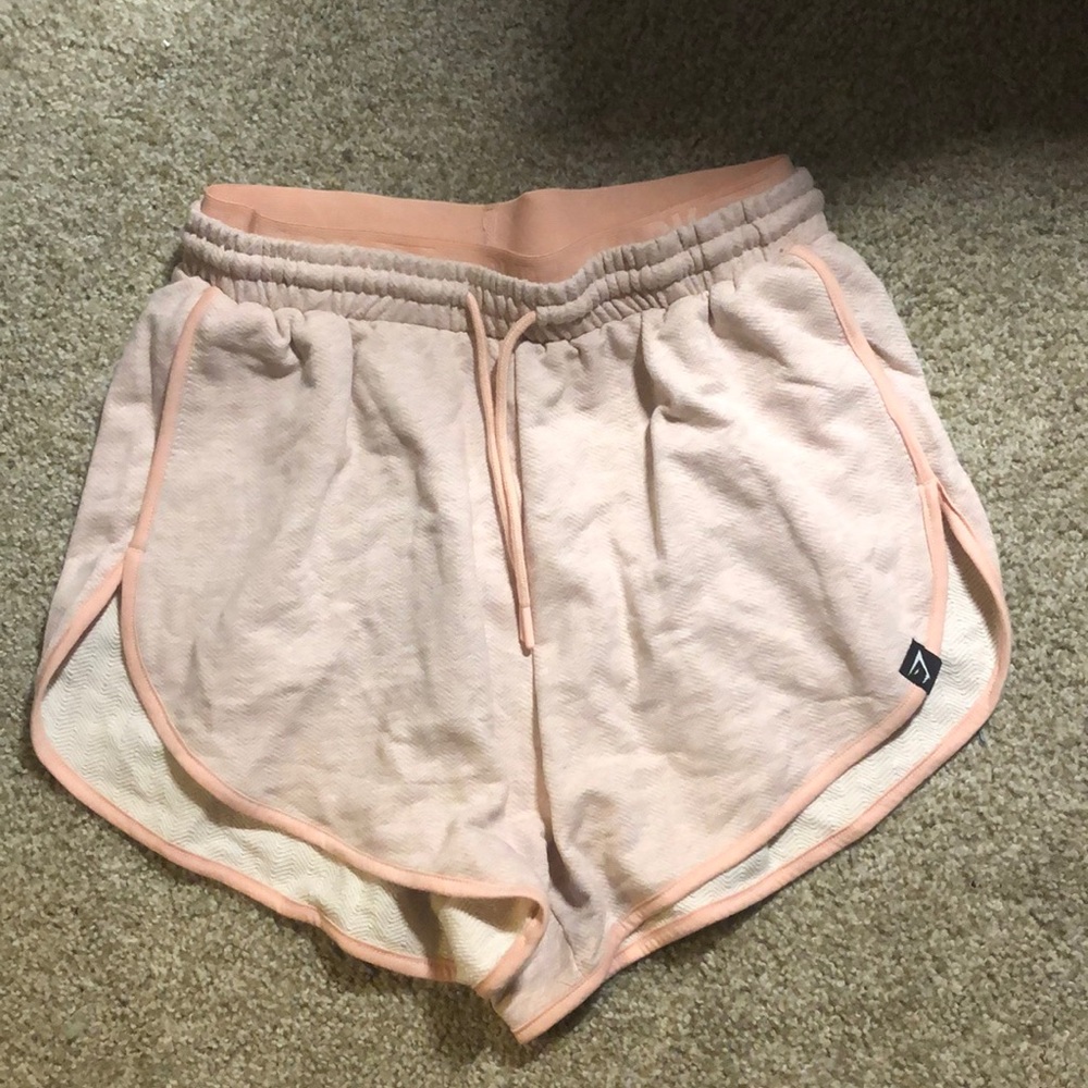 GYMSHARK SHORTS